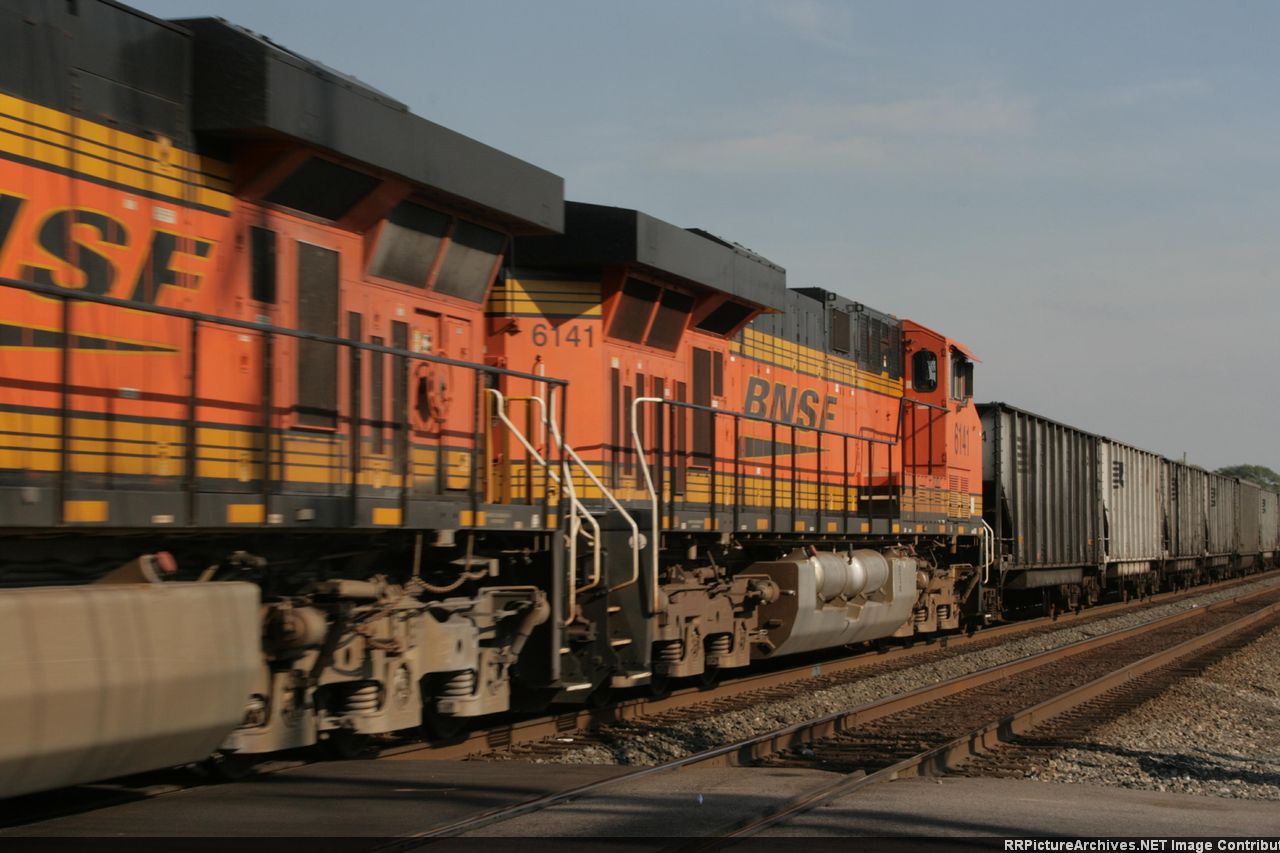 BNSF 6141